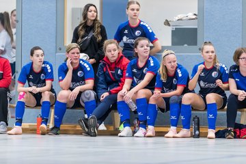 Bild 21 - F Loewinnen Hallen Cup